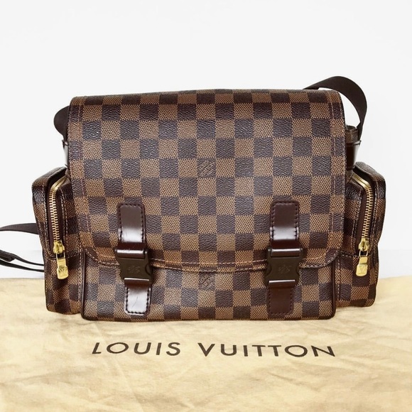 👜Louis Vuitton Melville
      Messenger Bag - Picture 5 of 8